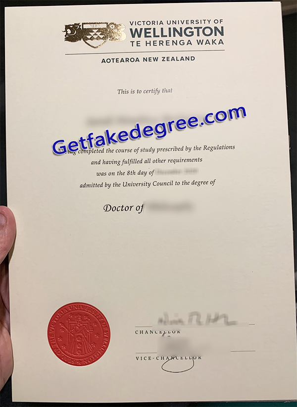 Victoria University of Wellington degree, Victoria University of Wellington diploma